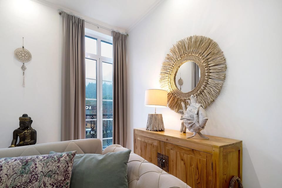 Property building, Living room