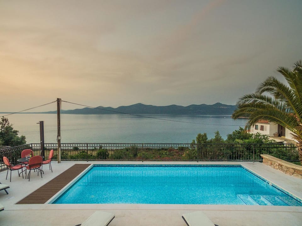 Villa Iž Apartment in Zadar County