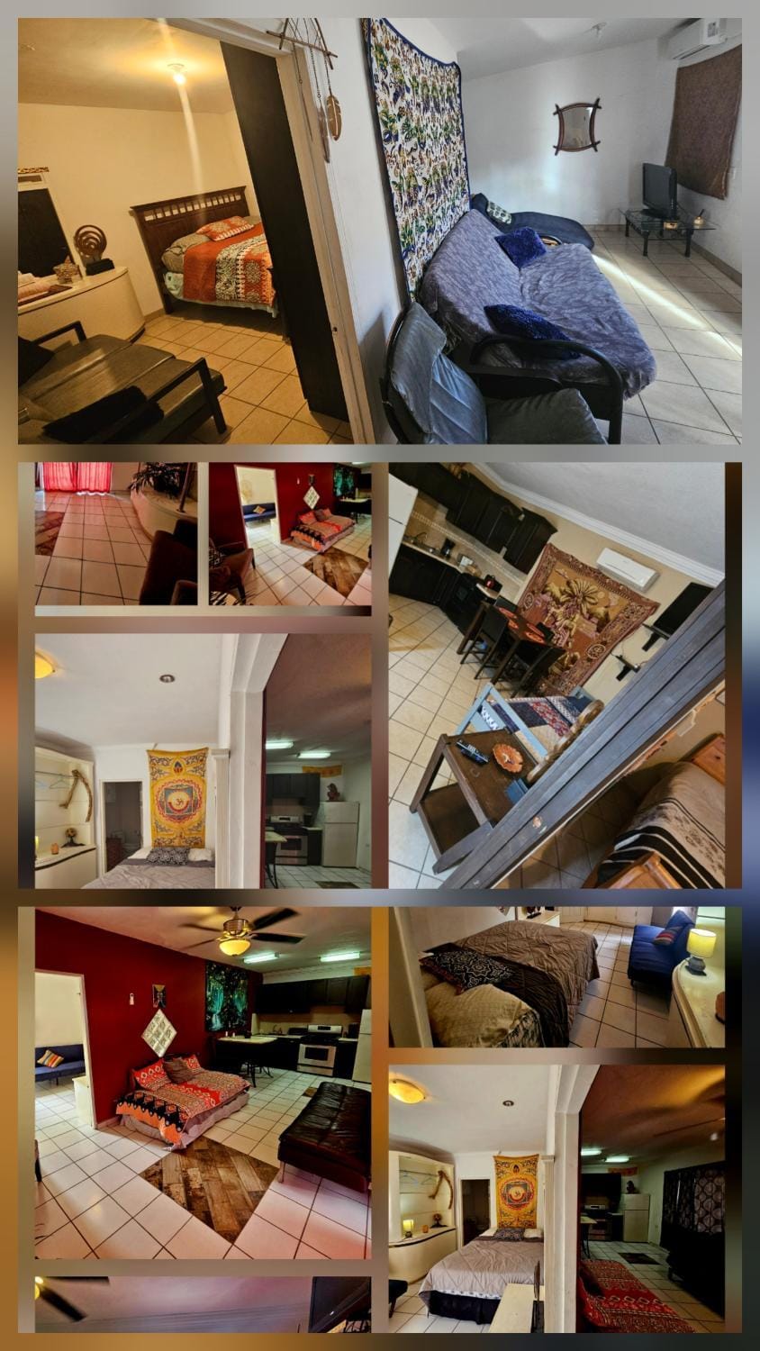 Bed, TV and multimedia, Kitchen or kitchenette, Living room, Photo of the whole room, Seating area