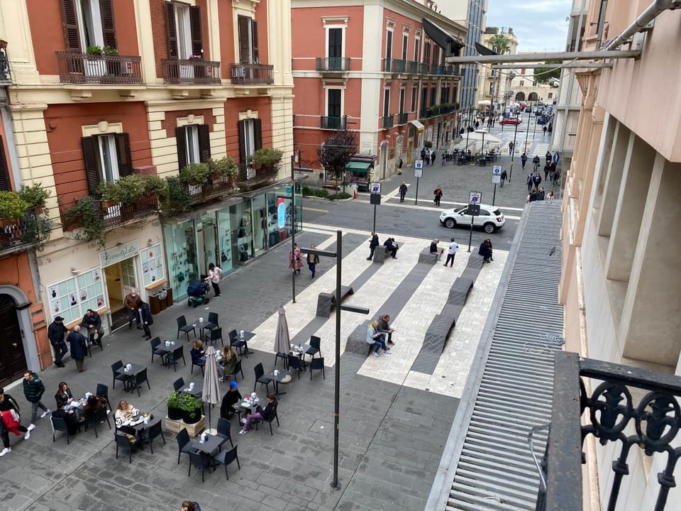 City view, Street view