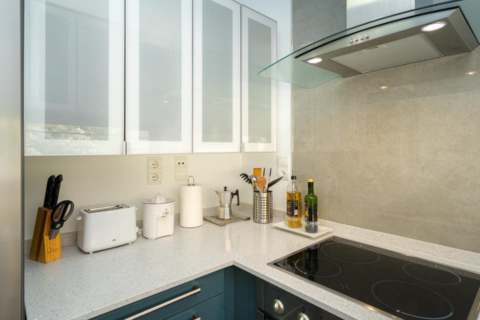 Coffee/tea facilities, Kitchen or kitchenette, Communal kitchen