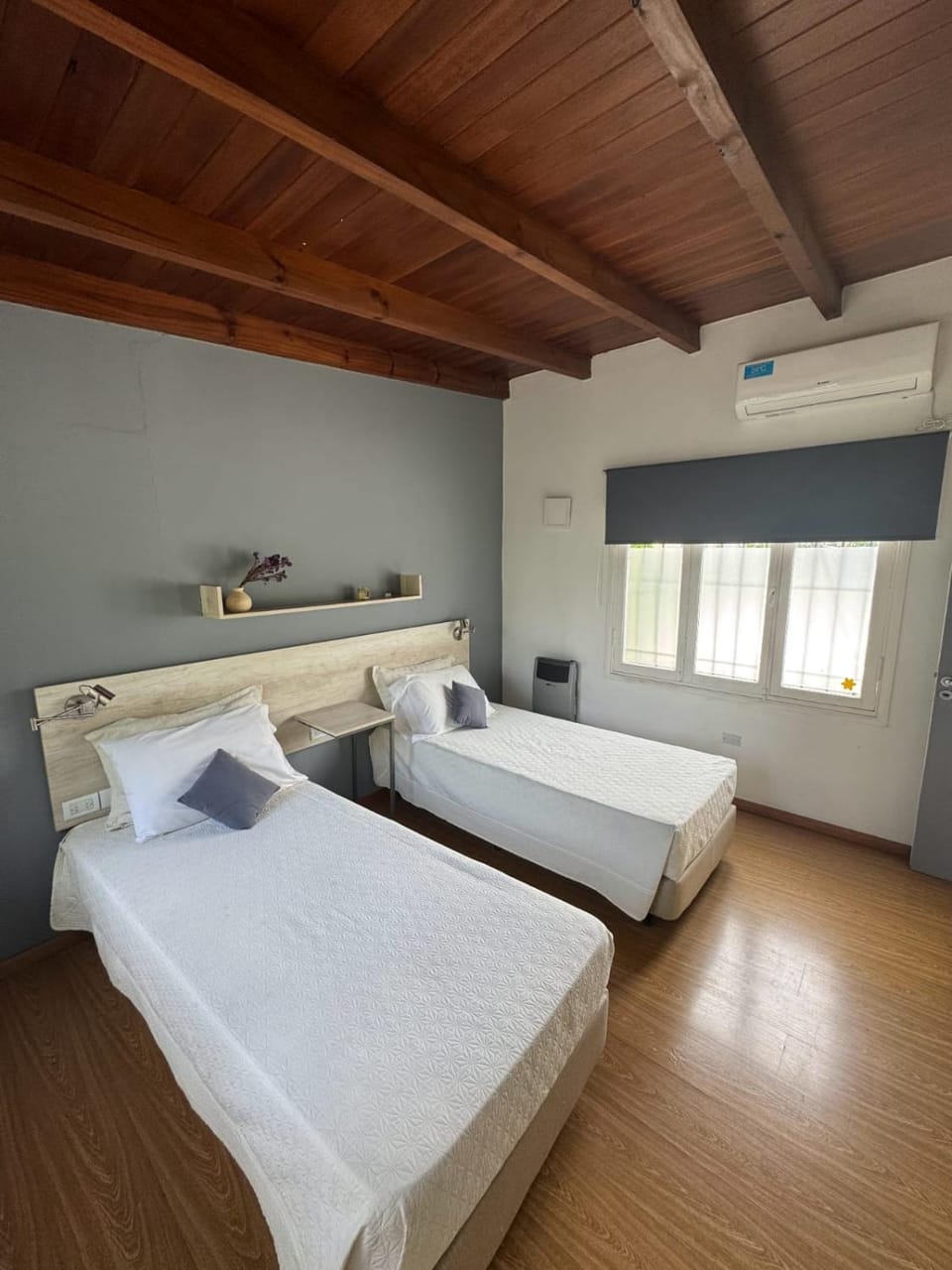 Bedroom, heating, air conditioner