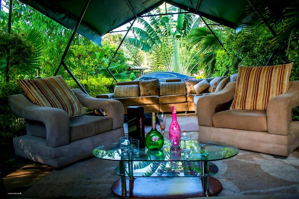 Seating area