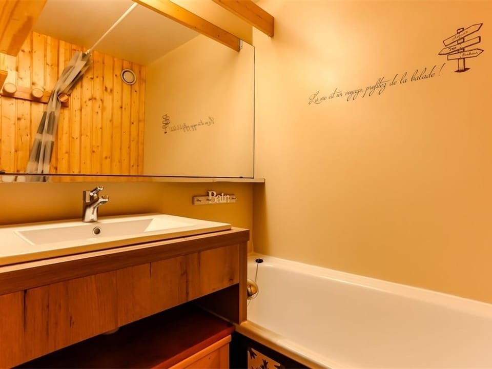 Appartement confortable à Val Thorens, 4 personnes - FR-1-637-19 Apartment in Les Allues
