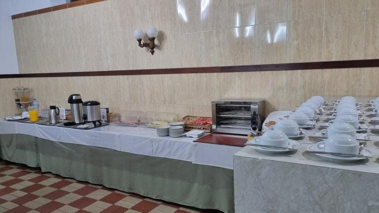 Breakfast, Buffet breakfast