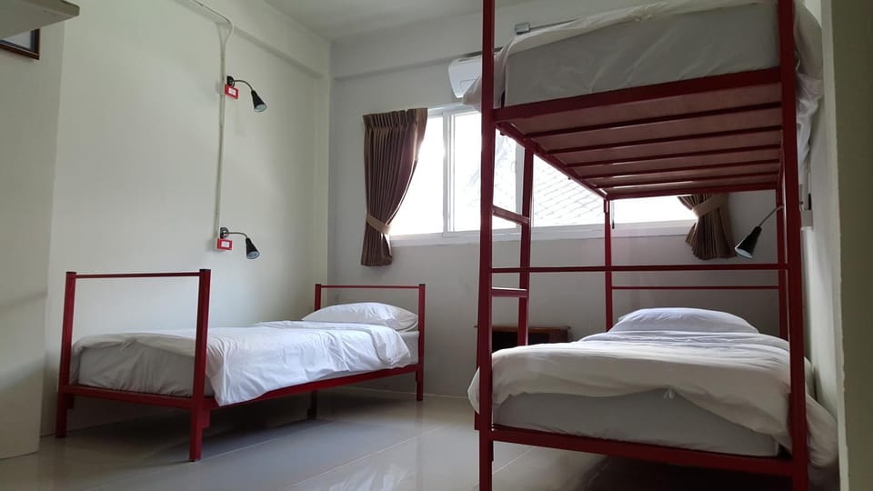 bunk bed