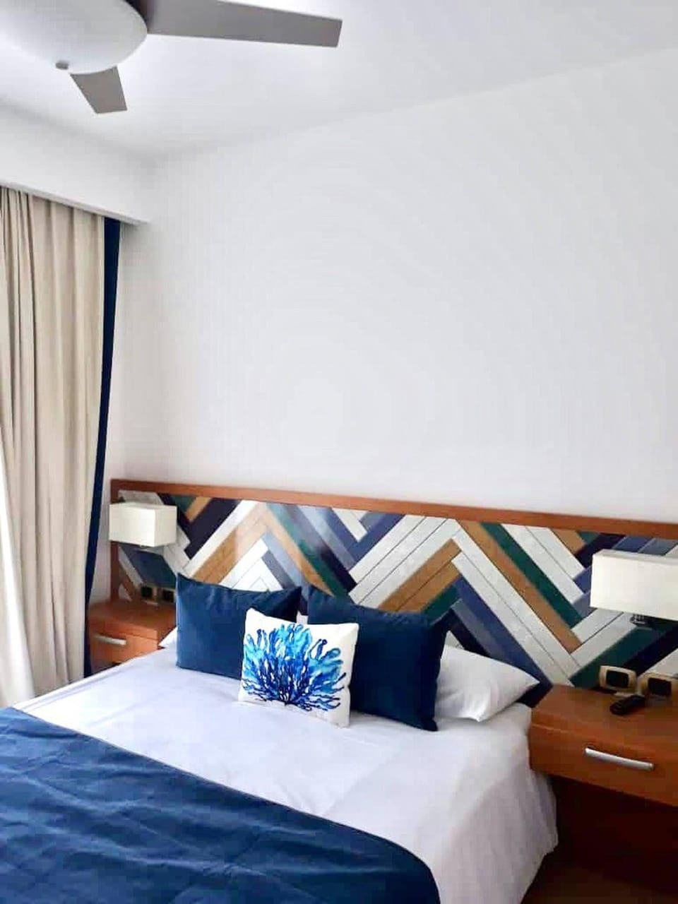 2 Bedroom swim-up Cana Rock House in Punta Cana