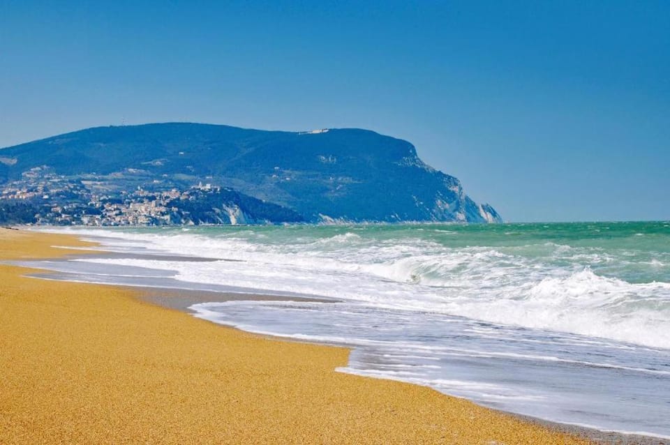 La Casa al Mare di Giulia Apartment in Marche