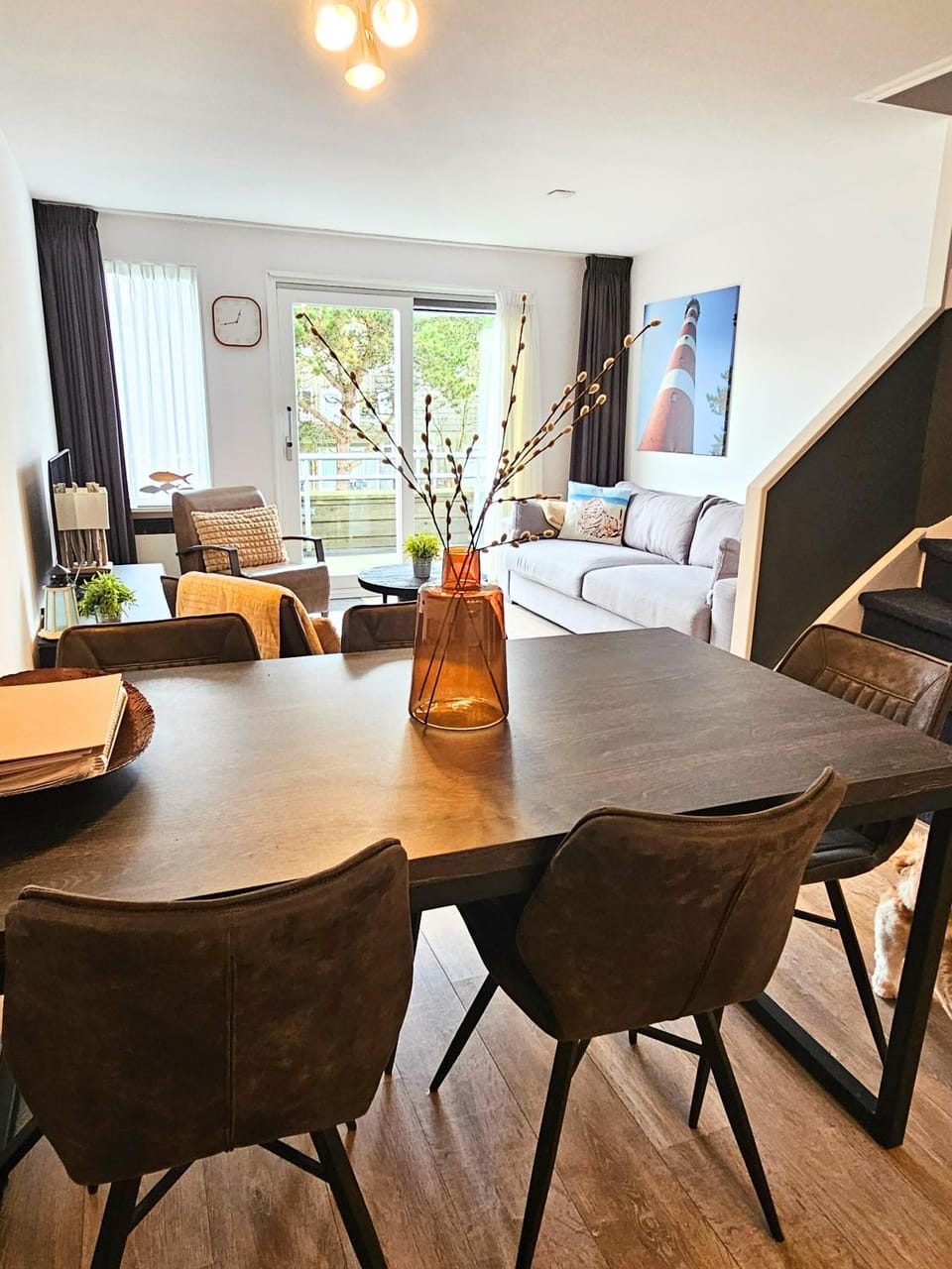 Living room, Dining area, Food