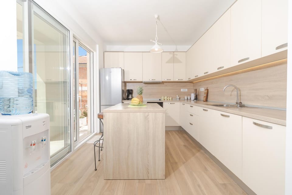 kitchen, kitchen