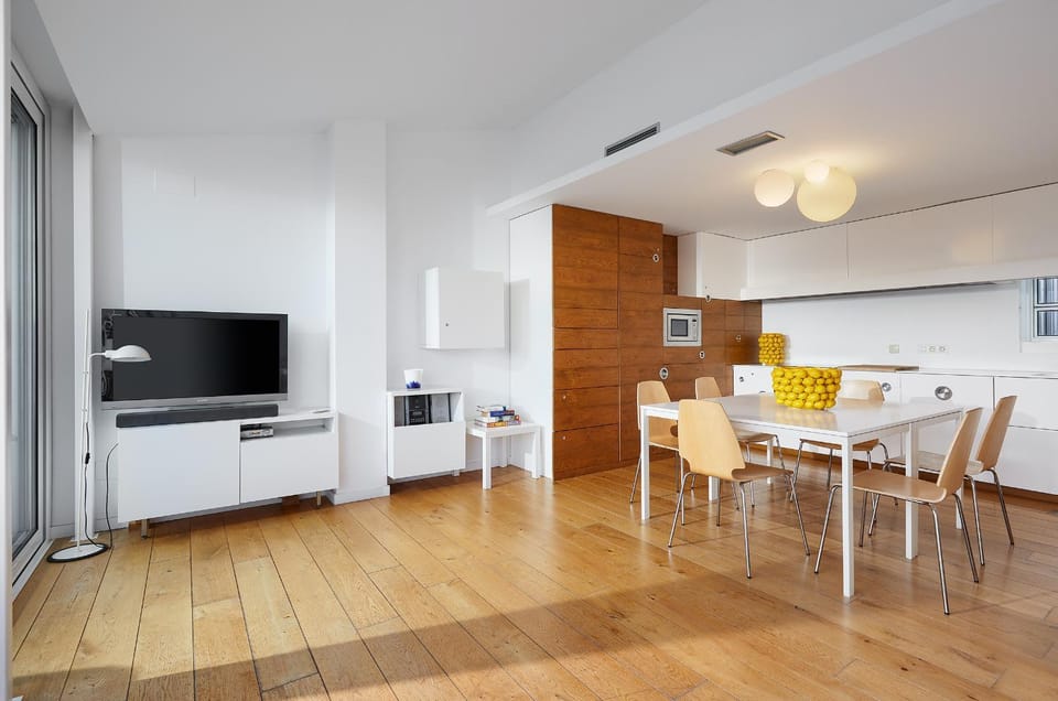 Communal lounge/ TV room, TV and multimedia, Kitchen or kitchenette, Living room, Dining area, minibar