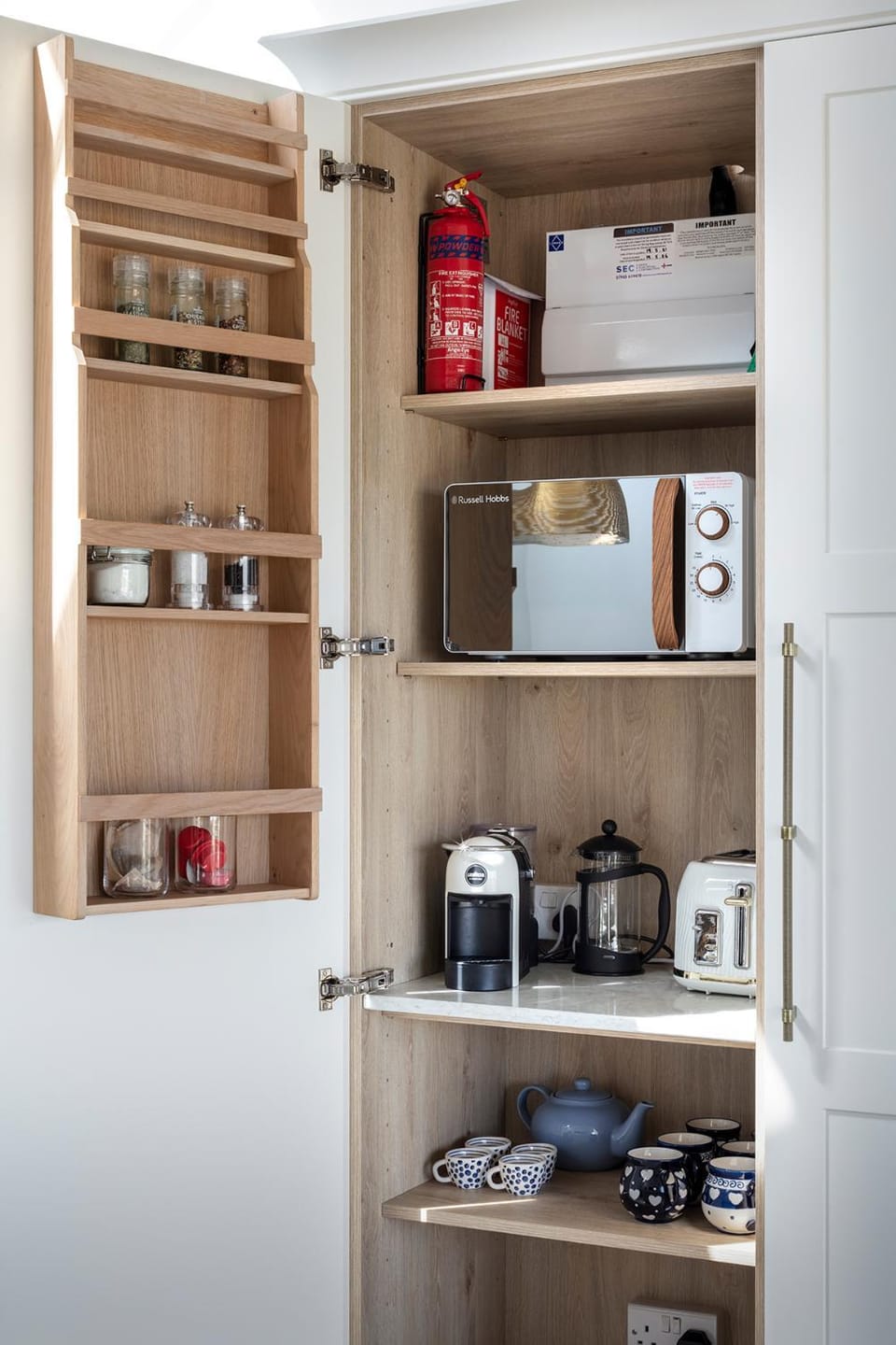 Coffee/tea facilities, minibar, toaster