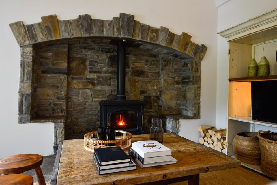 Living room, flat iron