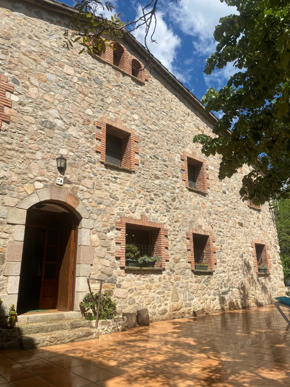 Property building, Day