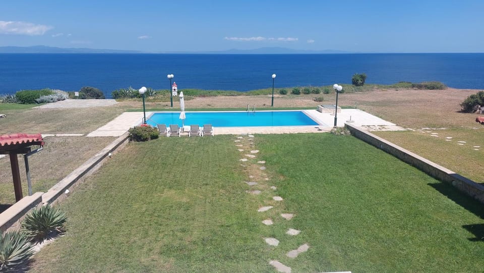 Natural landscape, Sea view, Swimming pool, Swimming pool