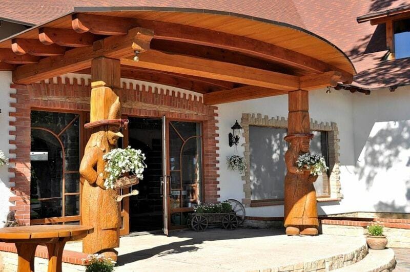 Property building, Day