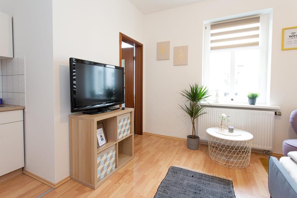 FullHouse - Chemnitz - S35 Little Sun - Elevator Apartment in Chemnitz