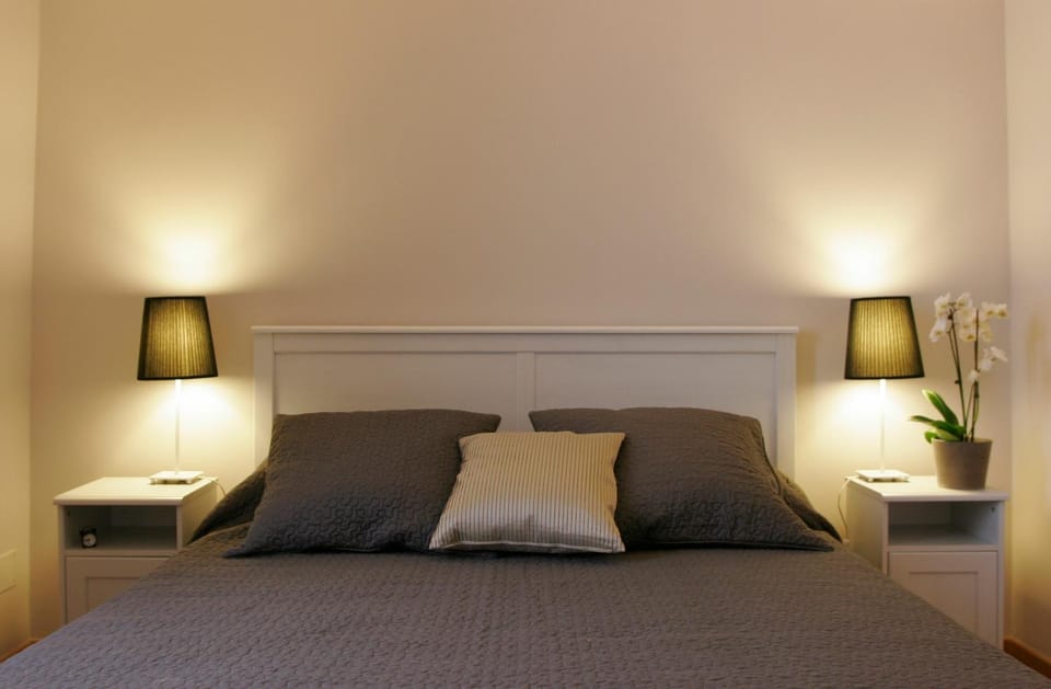 Bed, Day