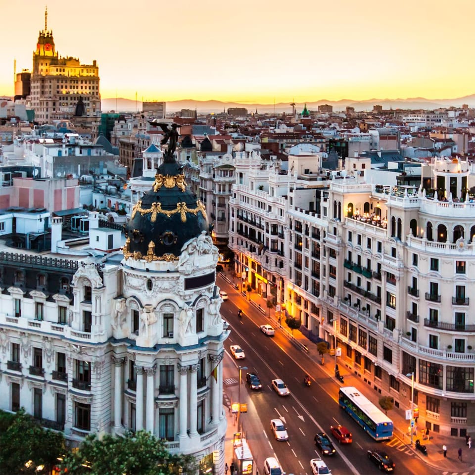 Nearby landmark, City view, Landmark view, Location