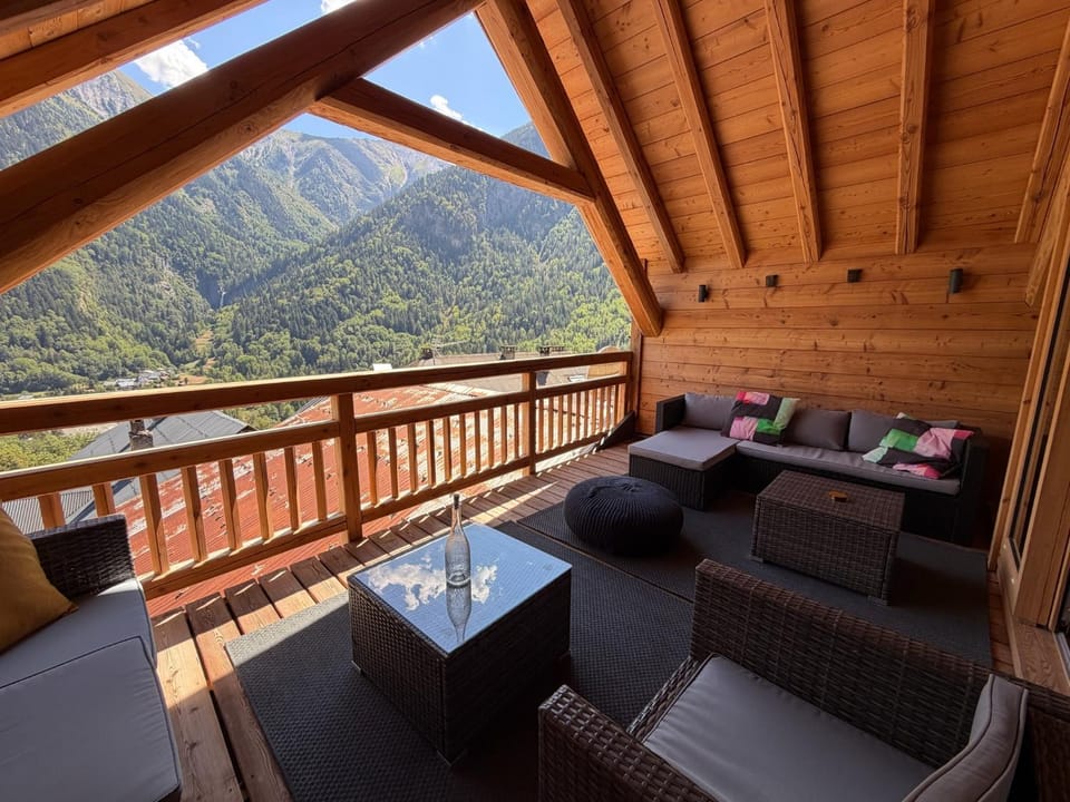 Day, Natural landscape, Seating area, Mountain view