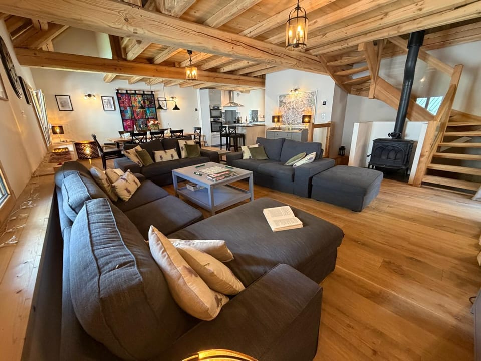 Property building, Living room