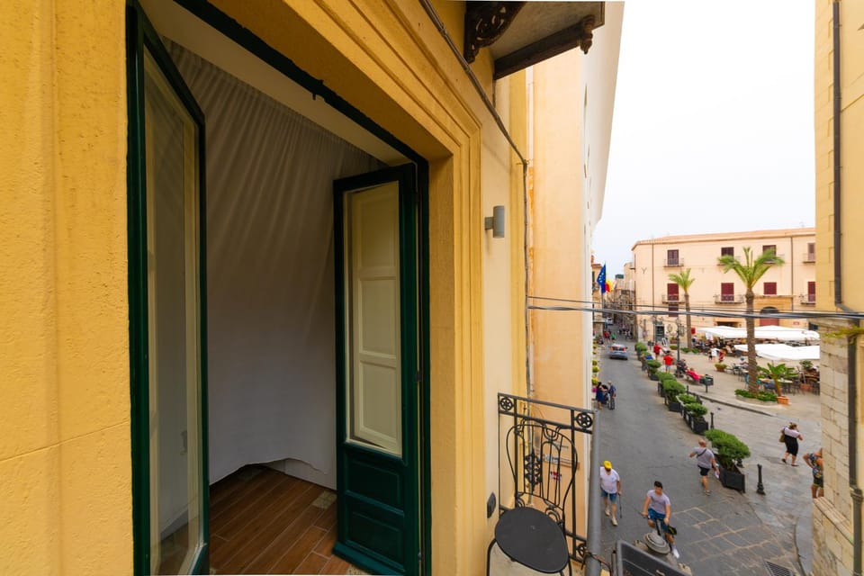 Duomo Suite Apartment in Cefalu