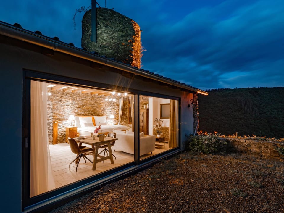 Property building, Night