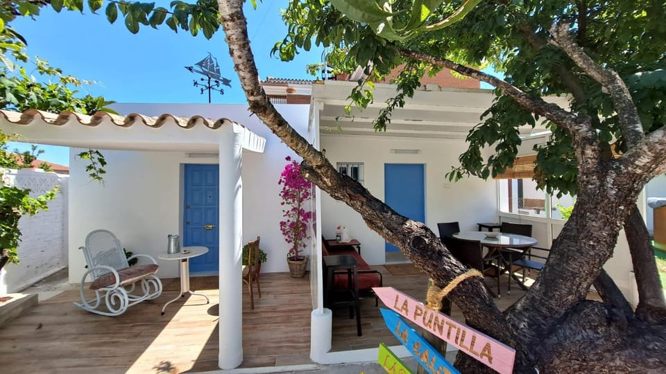 Casa con encanto junto a la playa de La Puntilla House in El Puerto de Santa María