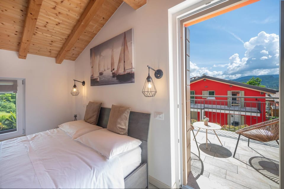 BellaVista casa vacanze Bed and Breakfast in Lake Garda