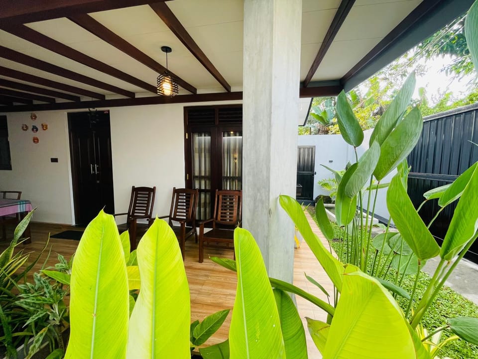 Patio, Day, Garden, Garden view