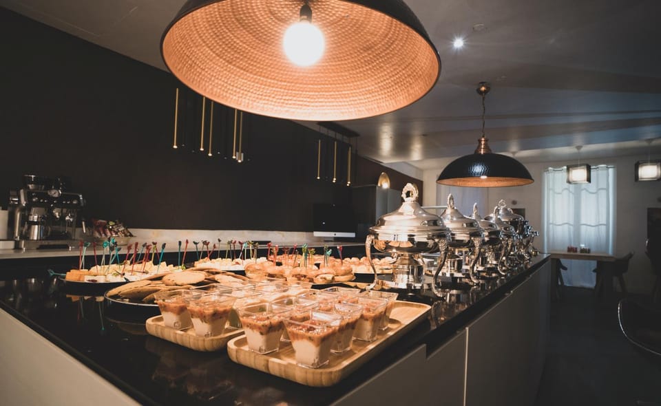 Food and drinks, Food