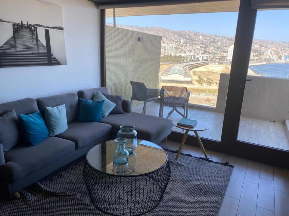 HOM I Vista al Mar I Terraza I Parking I Piscina Apartment in Valparaiso