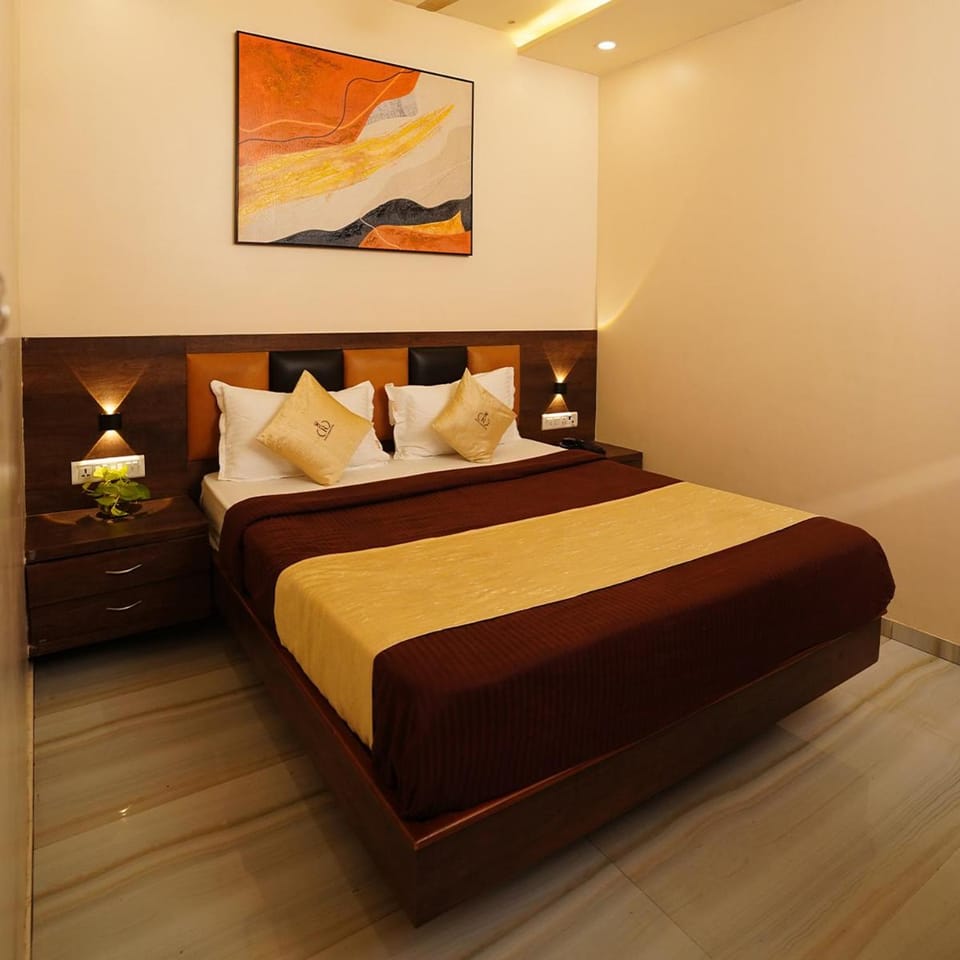 Bed, Photo of the whole room, Bedroom