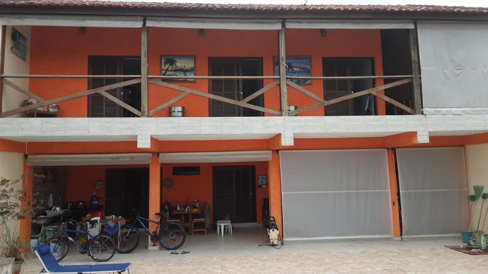 Property building, Patio, Facade/entrance