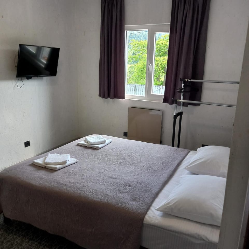 Rancho Resort Bed and Breakfast in Lviv Oblast