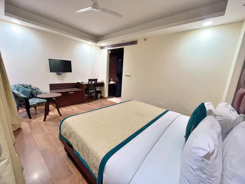 Bed, Photo of the whole room