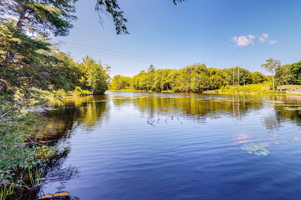 Lakefront Pines House in Augusta