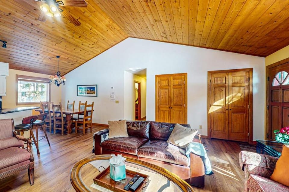 Ollie's Place House in Blue River