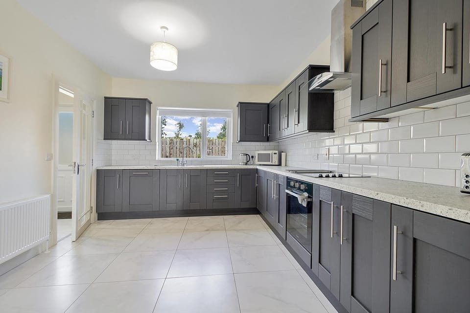 Kitchen or kitchenette, kitchen
