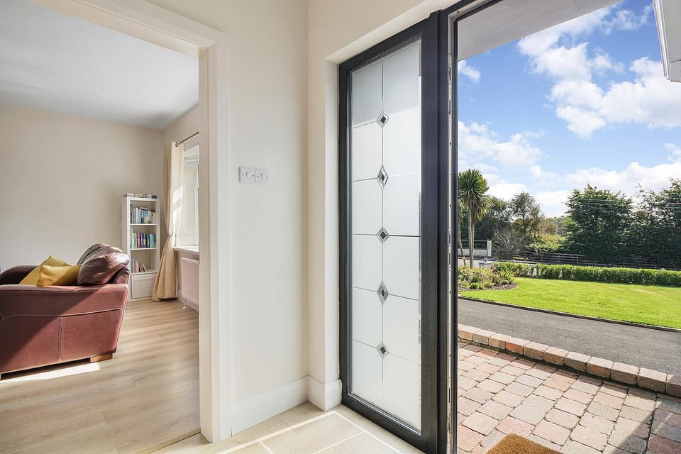 Patio, Spring, Day, Garden, View (from property/room), Balcony/Terrace, Living room, Seating area, Garden view
