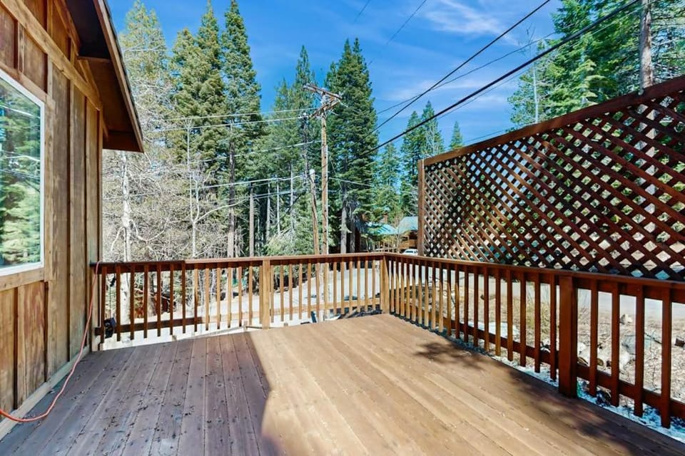 Laurelwood Manor House in Truckee