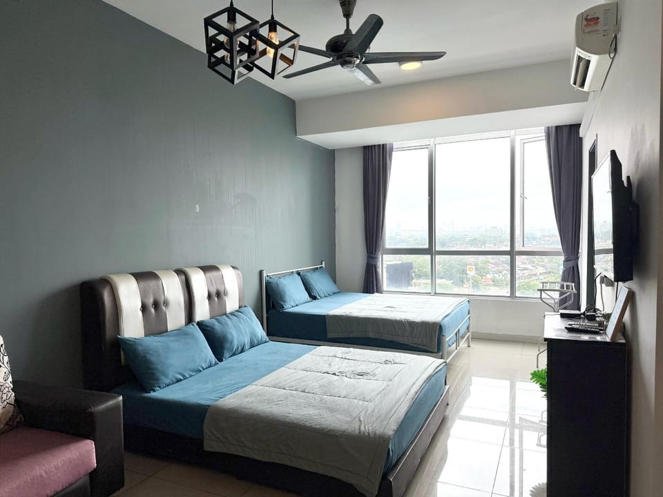 Rainforest City House Paradigm Skudai UTM TVBox Apartment in Johor Bahru