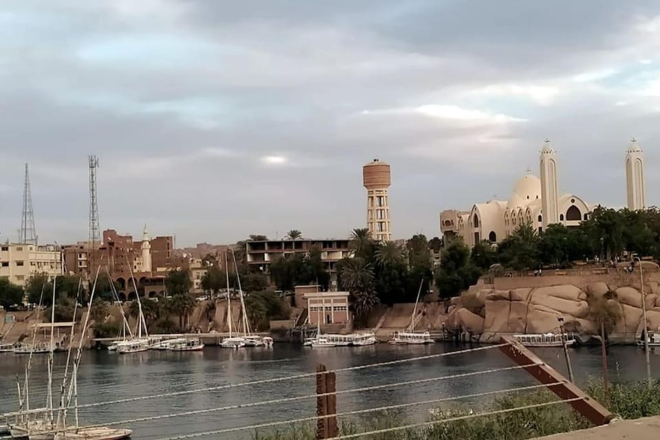 Nearby landmark, Day, Natural landscape, City view, River view