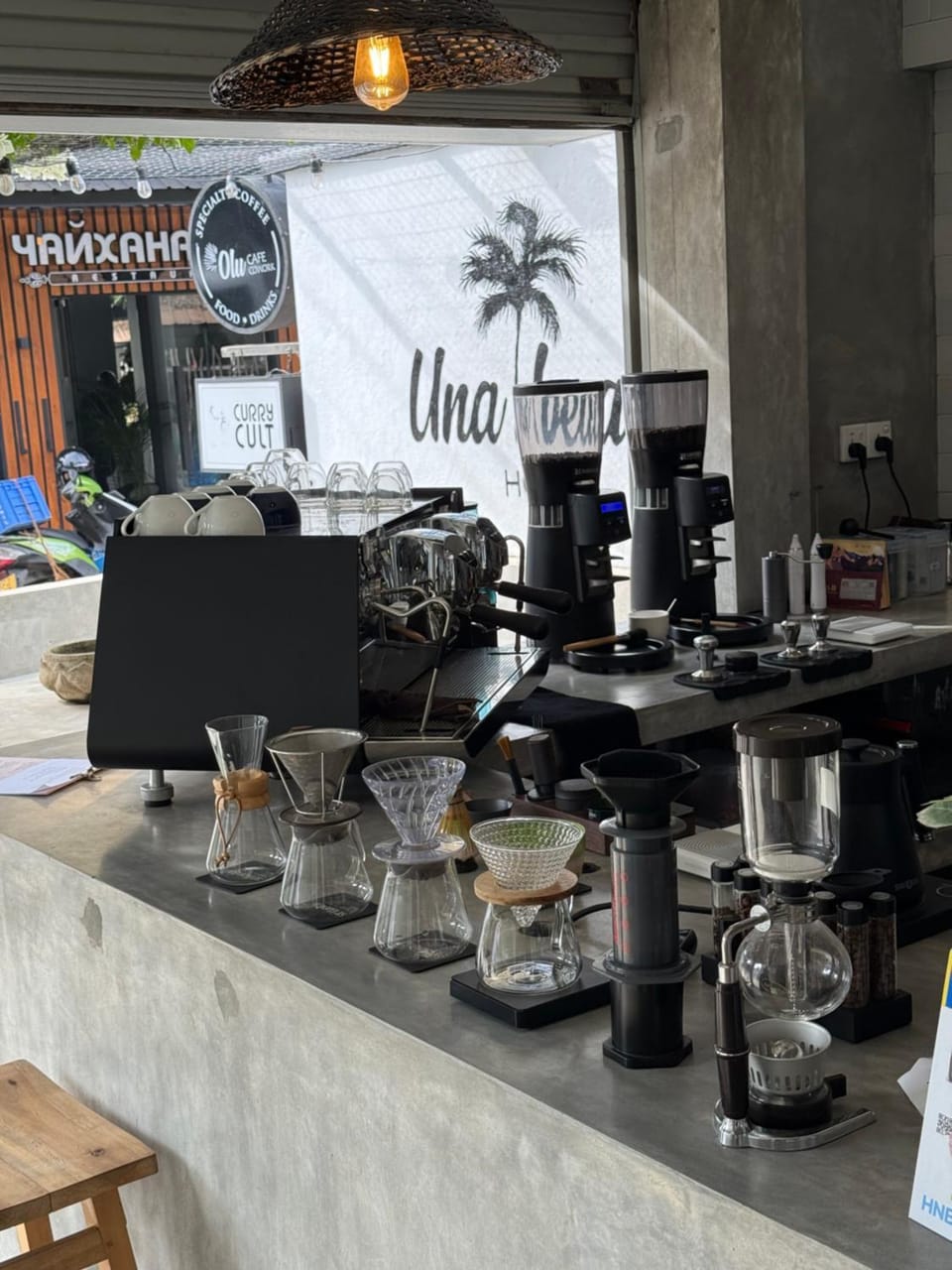 Una Beach Hotel & OLU Cafe Hotel in Southern Province