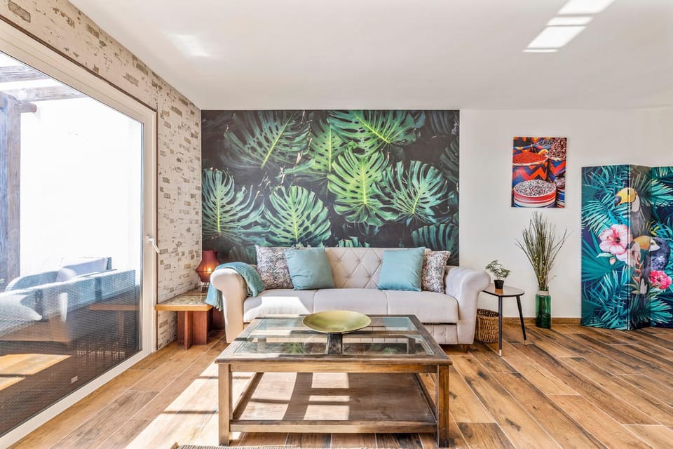 Living room, Decorative detail