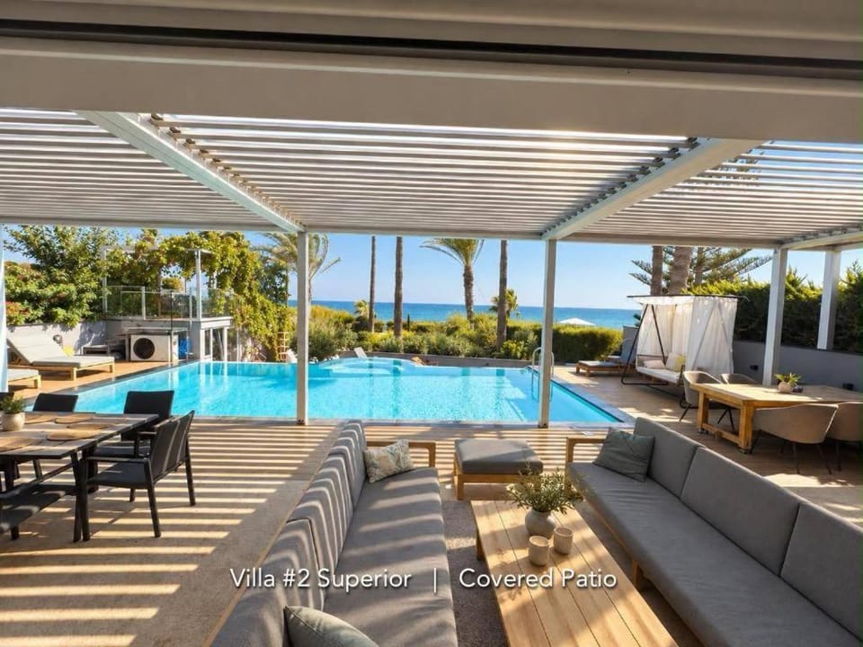 Villa Del Mar with Heated Pool & Spa Villa in Larnaca District