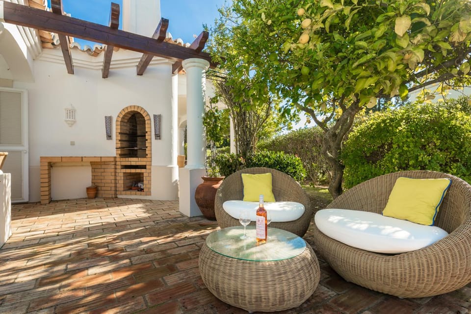 Patio, BBQ facilities, Seating area