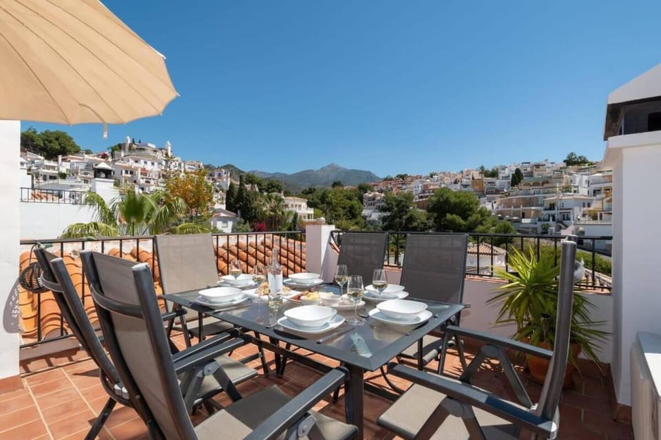 Sierremar Villa in Nerja