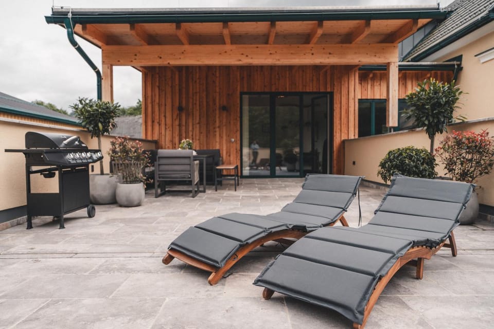 Day, BBQ facilities, Balcony/Terrace, Seating area, sunbed