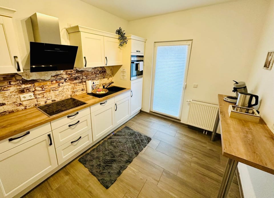 Kitchen or kitchenette, kitchen